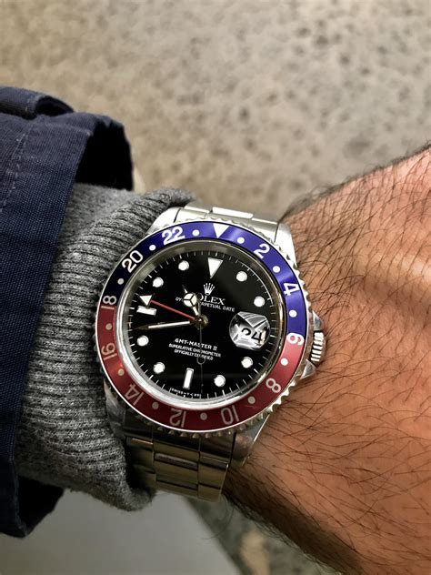 rolex gmt 2 pepsi cola|rolex gmt pepsi diamond bezel.